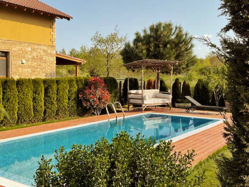 Luxury Italian-Style House with Pool, Tuscan Architecture and Private Garden