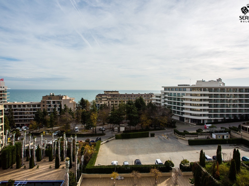 Exclusive penthouse with a huge terrace and panoramic sea views