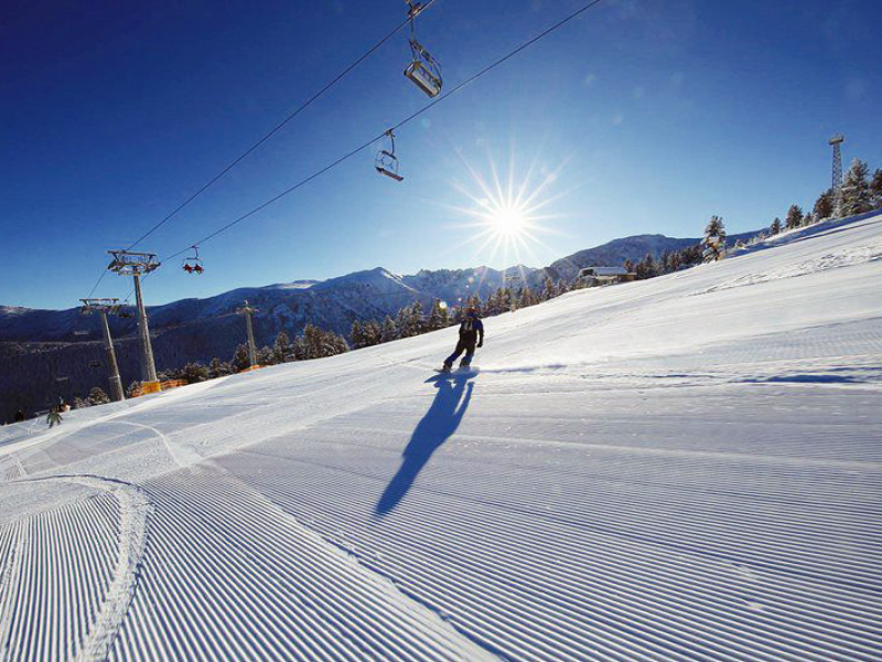 Luxury Studio Apartment in the Exclusive Pirin Castle Resort 