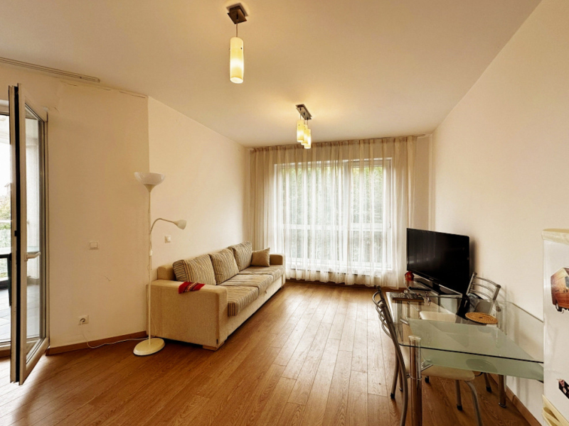 Furnished One-Bedroom Apartment in St. Georgi Palace