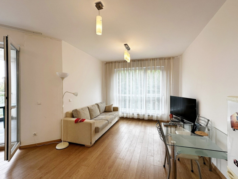 Furnished One-Bedroom Apartment in St. Georgi Palace