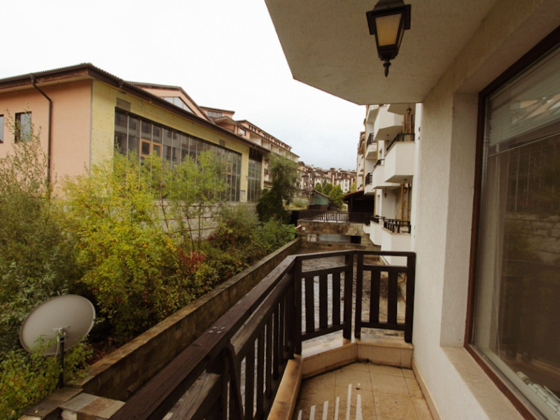 Spacious One-Bedroom Apartment in Parklands Resort