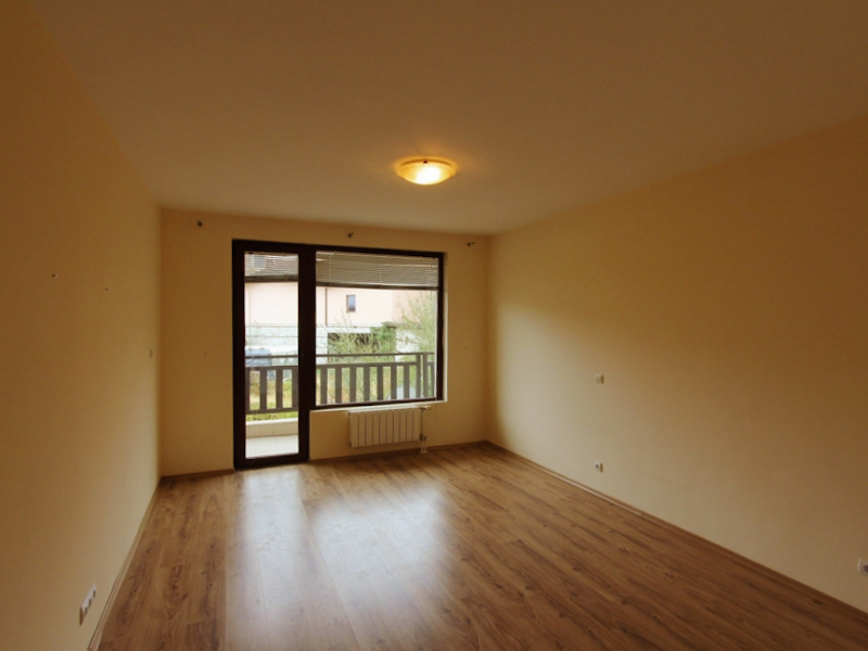 Spacious One-Bedroom Apartment in Parklands Resort