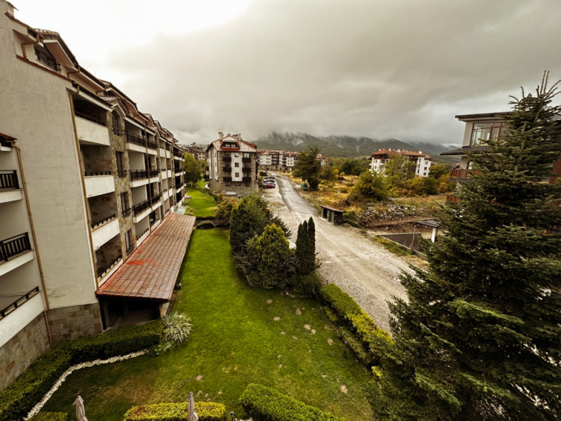 Exclusive two-bedroom apartment in the 4★ Parklands Resort