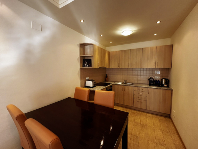 Exclusive two-bedroom apartment in the 4★ Parklands Resort