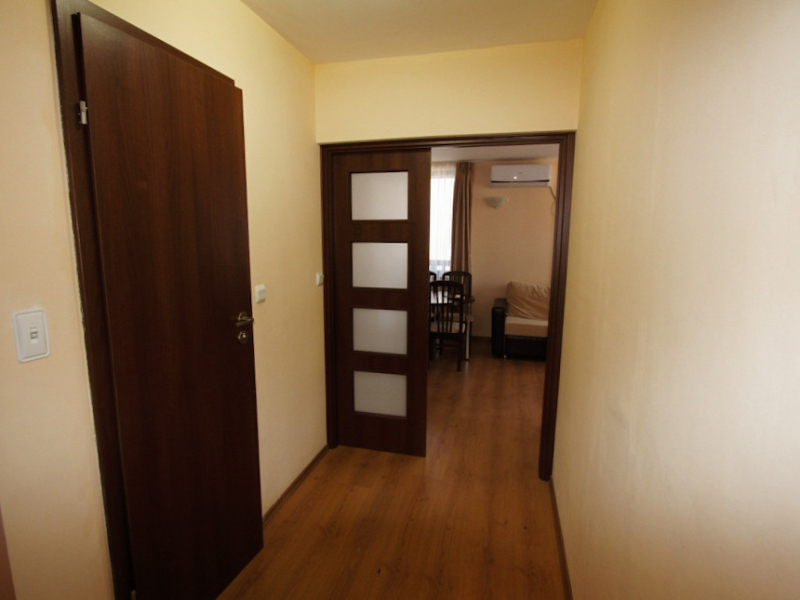Furnished one-bedroom apartment in Royal Park resort