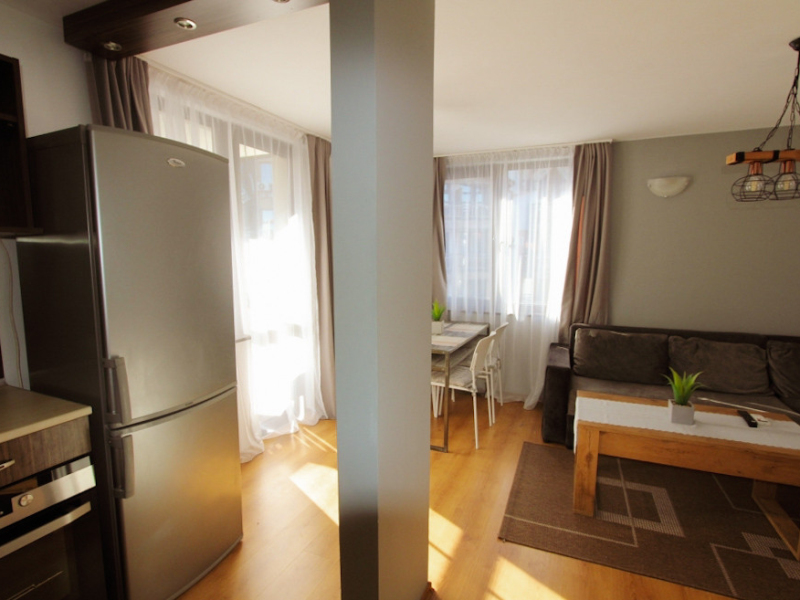 Renovated One-Bedroom Apartment in Royal Park Resort