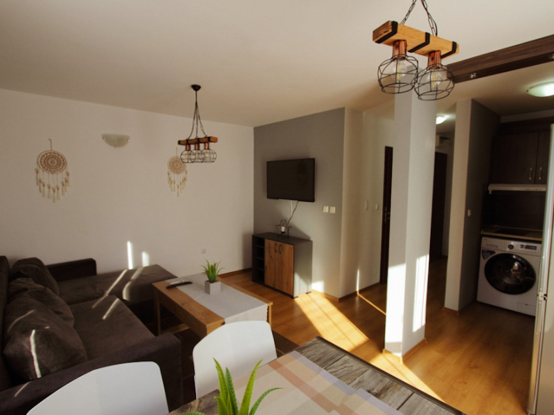 Renovated One-Bedroom Apartment in Royal Park Resort