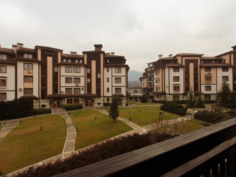 Furnished One-Bedroom Apartment in the Downtown Complex