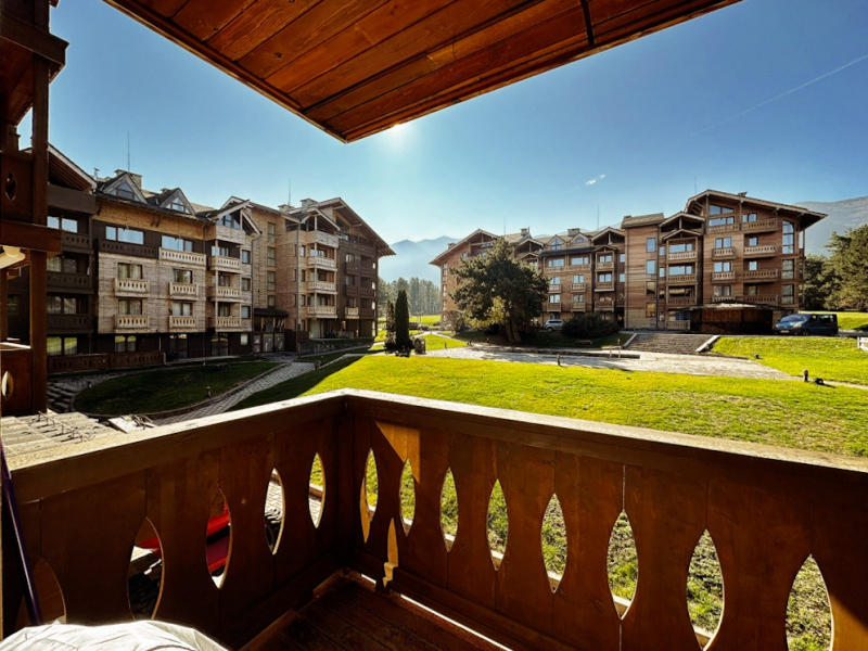 Fully Furnished One-Bedroom Apartment in the Prestigious Pirin Golf & Country Club