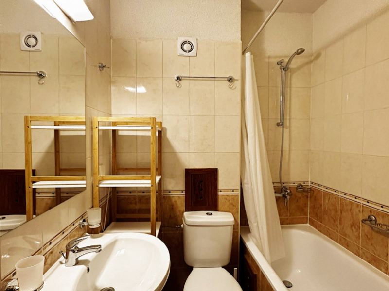 Fully Furnished One-Bedroom Apartment in the Prestigious Pirin Golf & Country Club