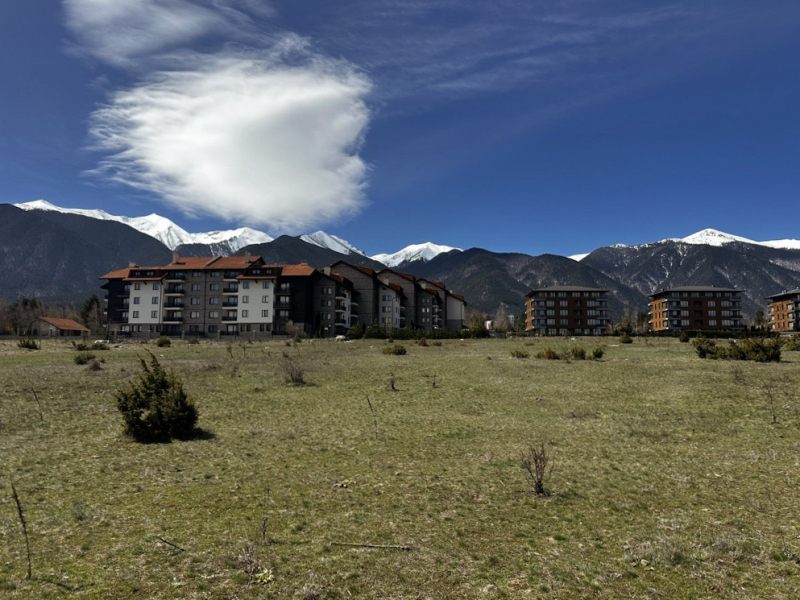 Land with panoramic 360° view – under Pirin Golf