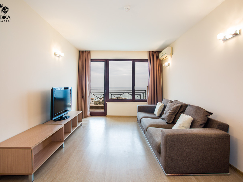 Stylish Apartment No. 312 with Terrace in SIRENA Resort – Golden Sands