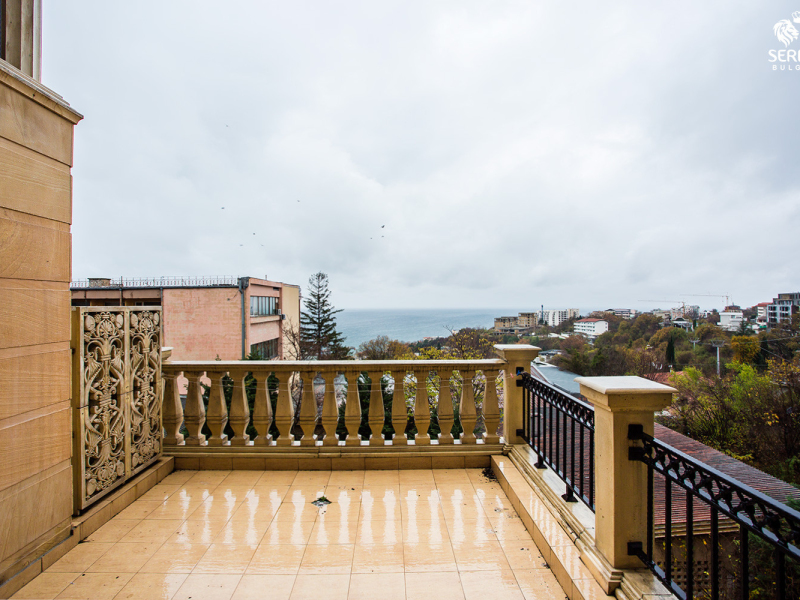 Luxury apartment in the prestigious Argisht Palace residential complex