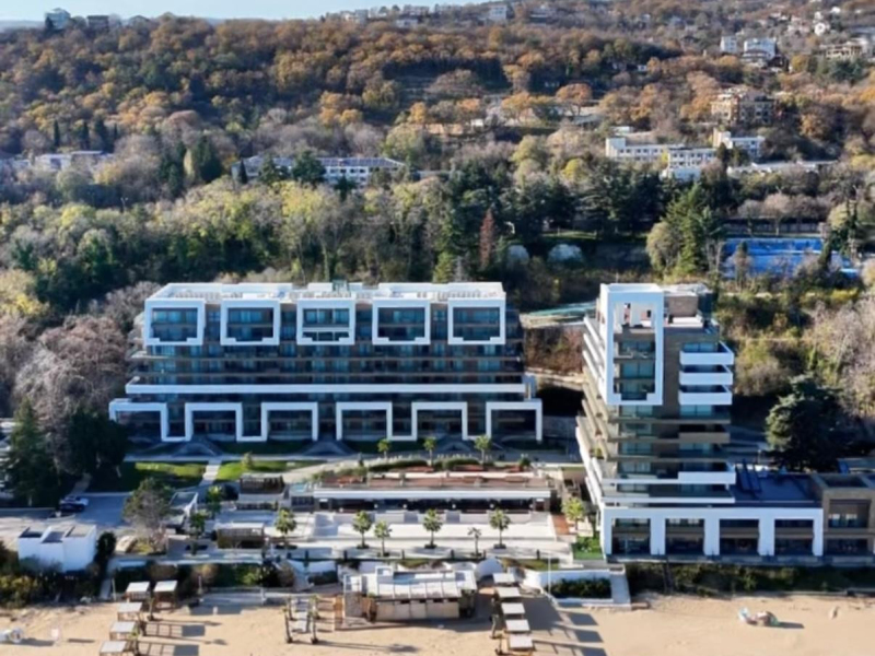 Ultra-luxurious apartment right on the beach – Sunny Day Residence