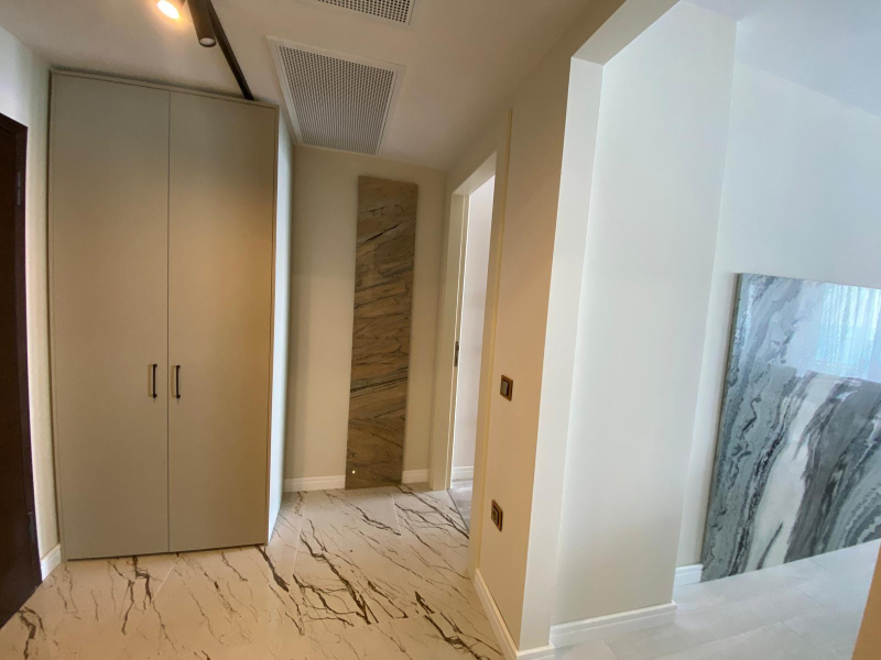 Exclusive apartment right on the beach with panoramic sea views
