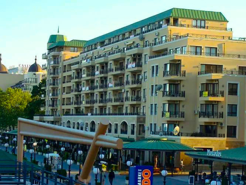 Comfortable apartment No. 503 with a terrace and a resort view, Zlaté Piesky