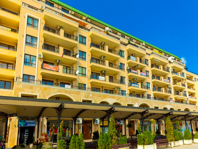 Stylish Apartment No. 312 with Terrace in SIRENA Resort – Golden Sands