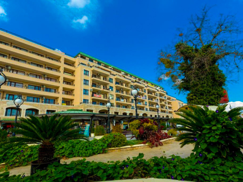 Luxury Apartment No. 321 in SIRENA Resort – Golden Sands
