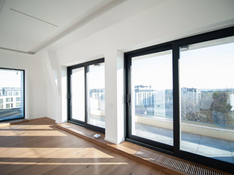 AZURE PREMIUM – ULTRA-LUXURY 3-BEDROOM PENTHOUSE
