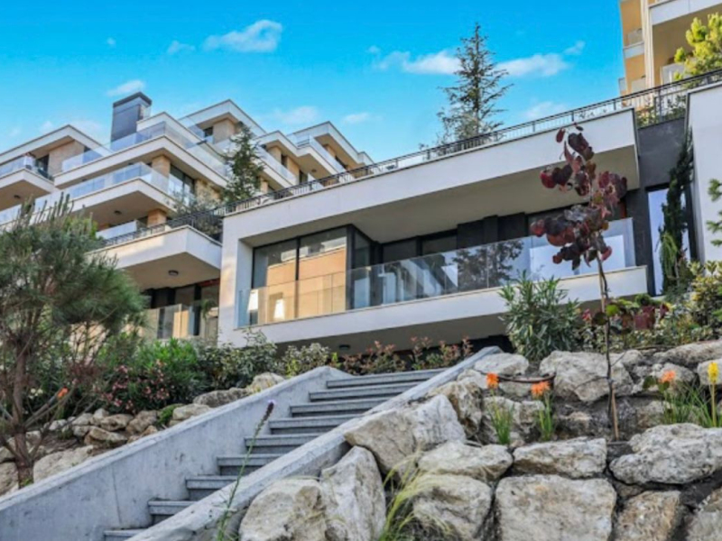 Flagship penthouse with panoramic terrace – absolute luxury at the Azur Panorama resort
