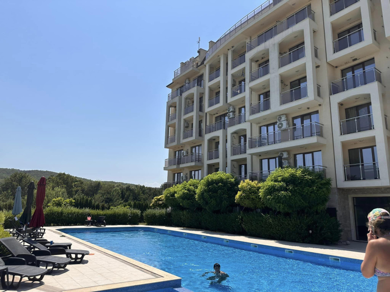 1-room apartment, Scorpion