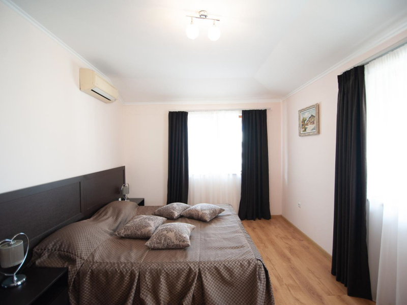APARTMENT No. 8 – LONG BEACH RESORT