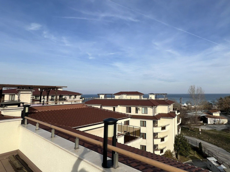 APARTMENT No. 8 – LONG BEACH RESORT