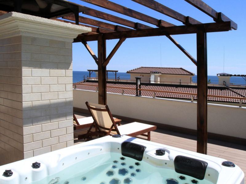 APARTMENT No. 8 – LONG BEACH RESORT