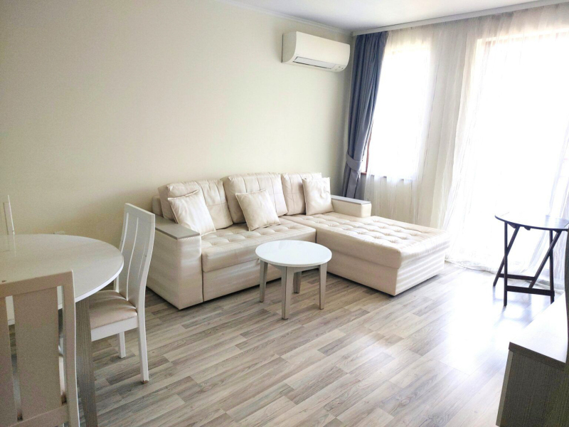 Apartment No. 11 – Long Beach Resort World Team