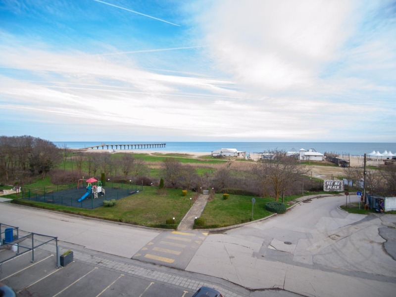 Apartment - 3rd floor, sea view