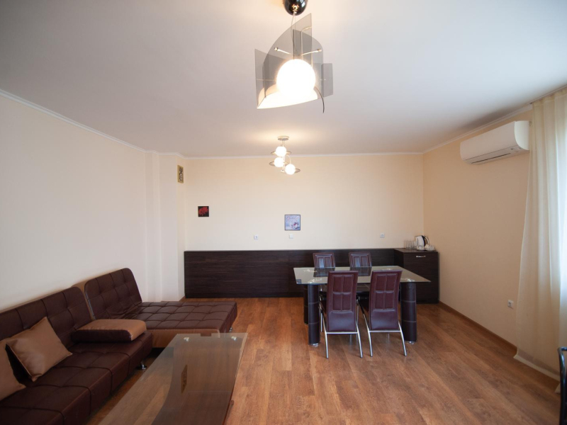 Apartment - 3rd floor, sea view