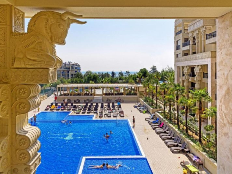 Exclusive offer - studio with direct access to the pool in the luxury complex Argisht Partes