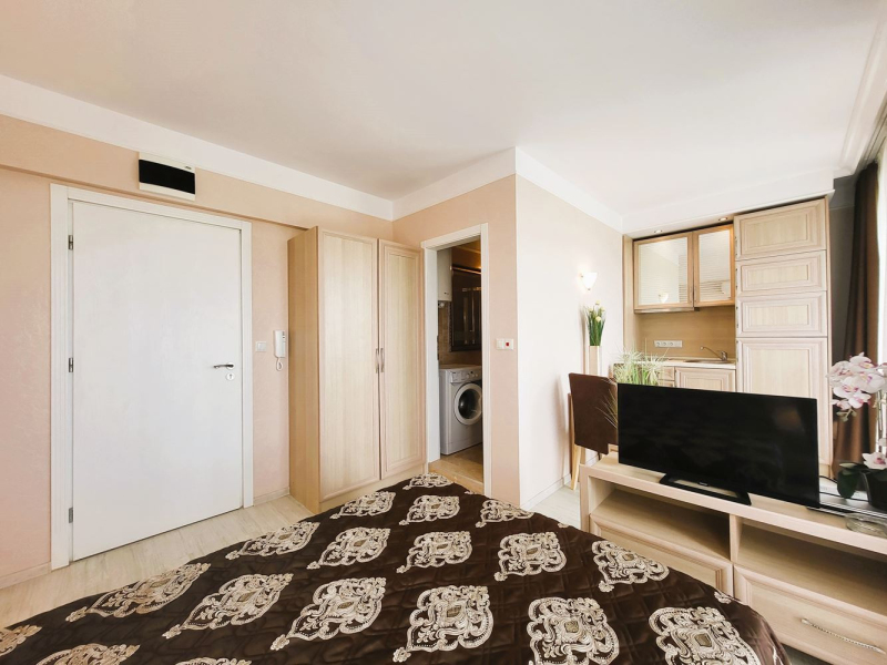 Attractive studio for comfortable and stylish living!